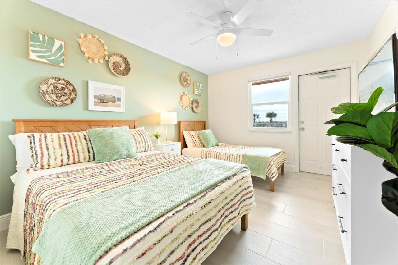 Paradise Beach Club - Ground Floor & Townhouses Satellite Beach Extérieur photo