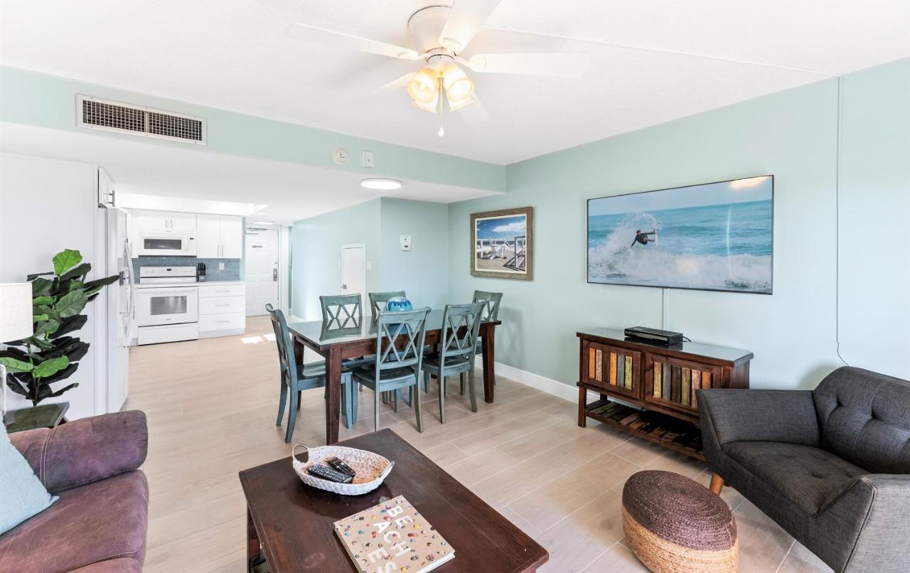 Paradise Beach Club - Ground Floor & Townhouses Satellite Beach Extérieur photo