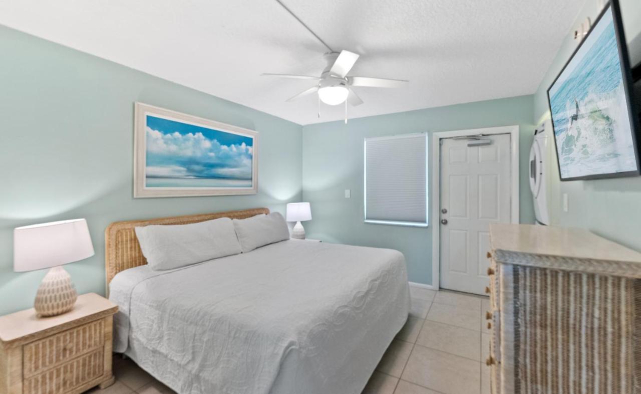 Paradise Beach Club - Ground Floor & Townhouses Satellite Beach Extérieur photo